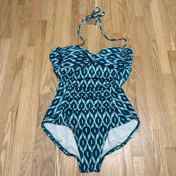 Robin Piccone One Piece Halter Style Swimsuit Size 8 - Picture 1 of 6